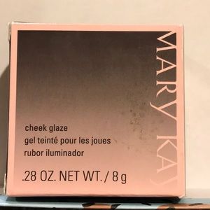 MARY KAY Cheek Glaze in Pomegranate